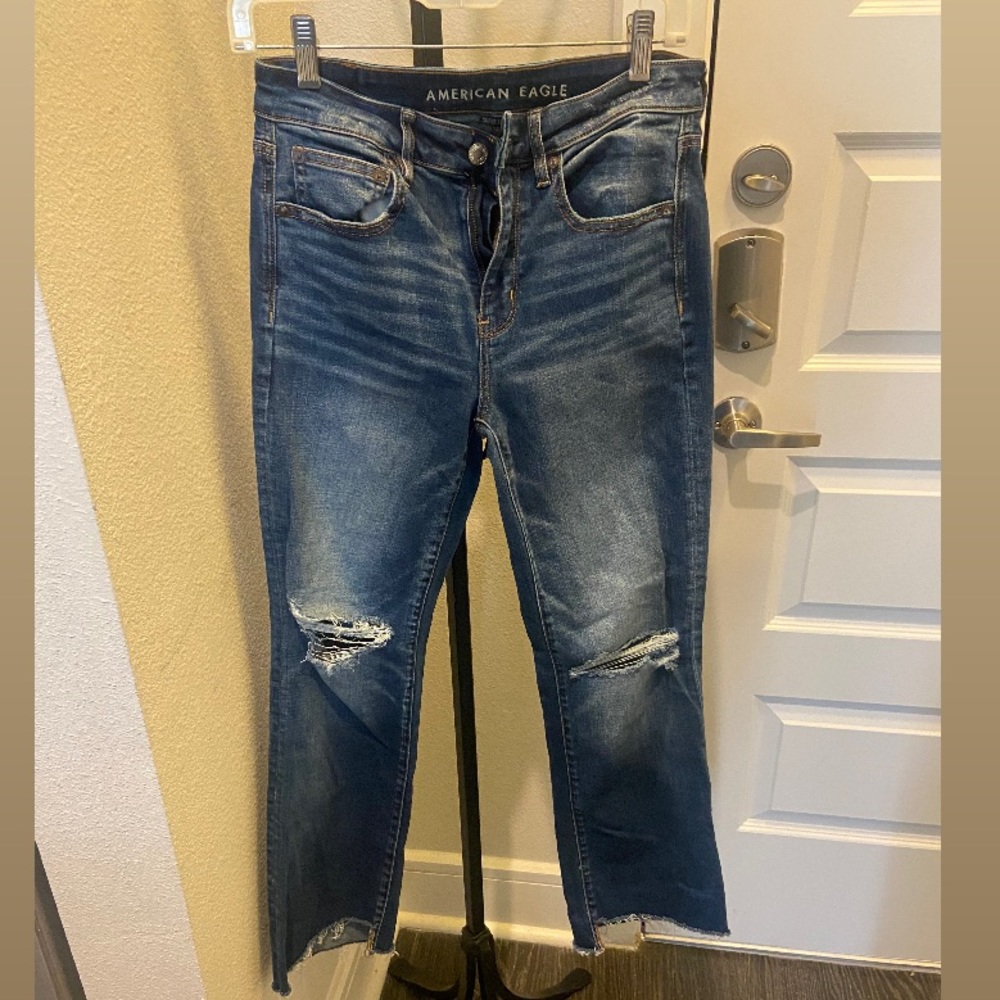HIGH-WAISTED CROP FLARE JEAN